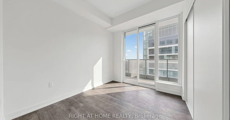 S2702-8 Olympic Garden Drive, Toronto, ON, M2M 0B9 - 14