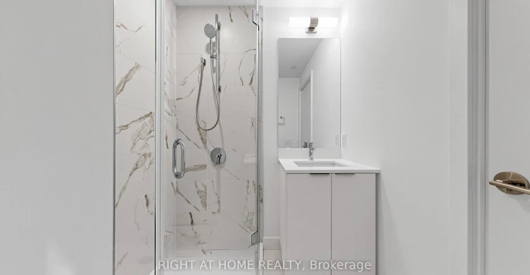 S2702-8 Olympic Garden Drive, Toronto, ON, M2M 0B9 - 20
