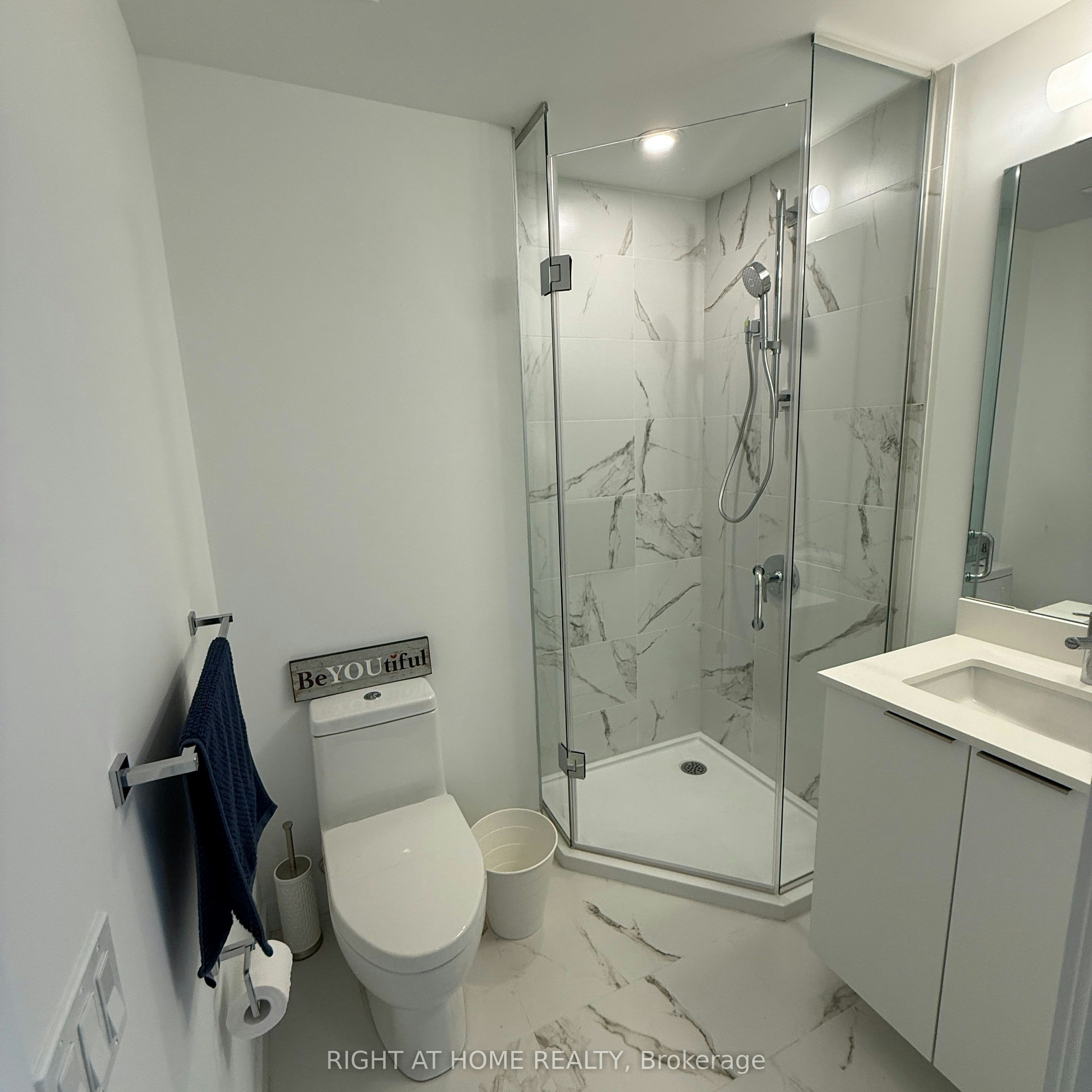 S2702-8 Olympic Garden Drive, Toronto, ON, M2M 0B9 - 19