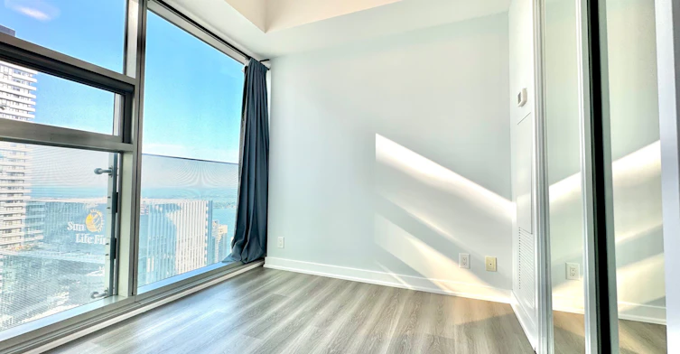 5110-12 York Street, Toronto, ON, M5J 0A9 - 24