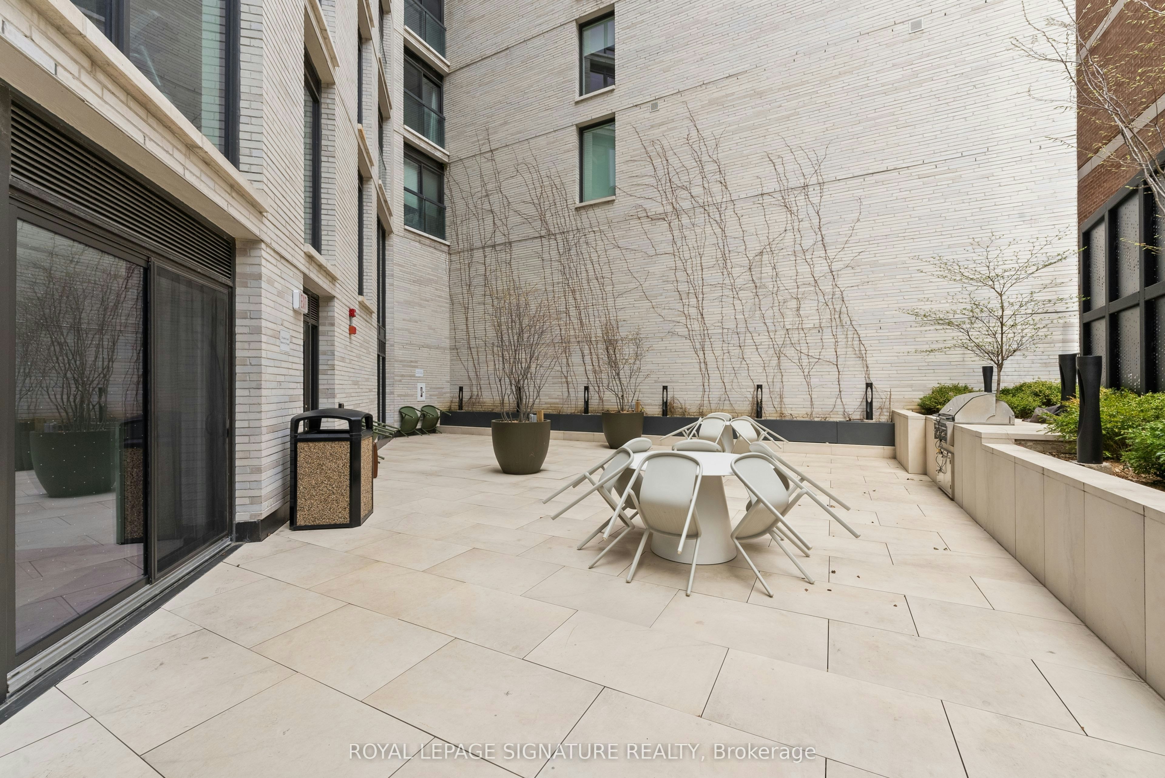 1101-200 Sudbury Street, Toronto, ON, M6J 0H1 - 32