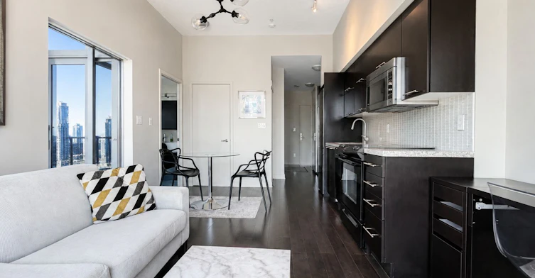 2209-126 Simcoe Street, Toronto, ON, M5H 4E6 - 5