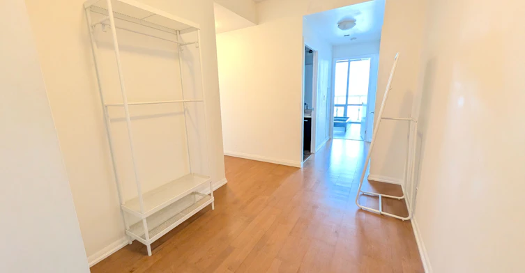 3310-832 Bay Street, Toronto, ON, M5S 1Z6 - 2