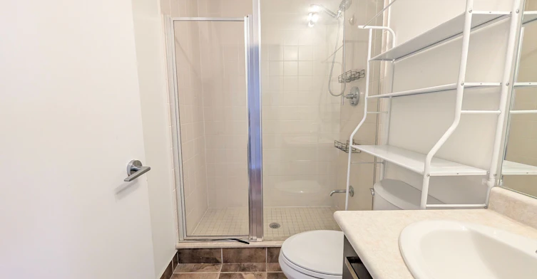 3310-832 Bay Street, Toronto, ON, M5S 1Z6 - 18