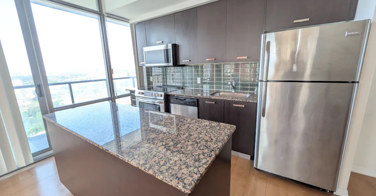 3310-832 Bay Street, Toronto, ON, M5S 1Z6 - 6