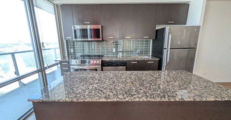 3310-832 Bay Street, Toronto, ON, M5S 1Z6 - 7
