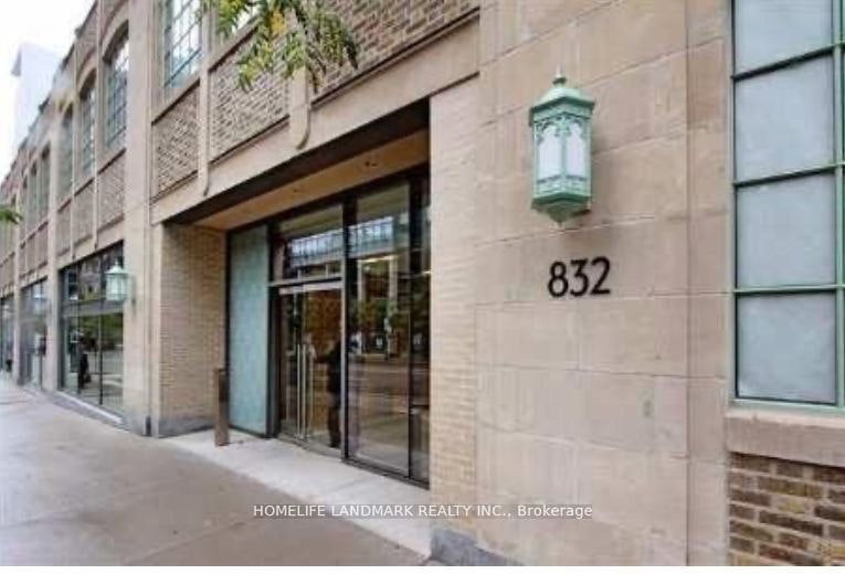 3310-832 Bay Street, Toronto, ON, M5S 1Z6