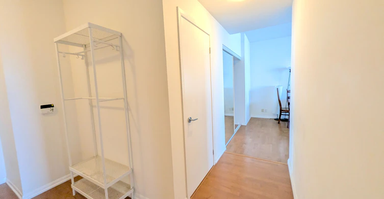3310-832 Bay Street, Toronto, ON, M5S 1Z6 - 3
