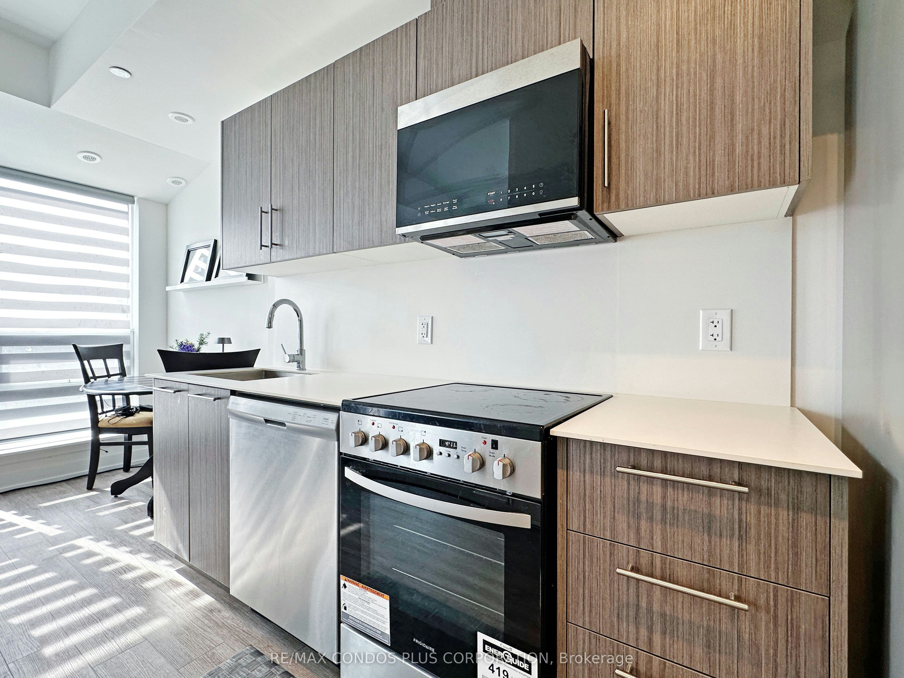 9-871 Sheppard Avenue W, Toronto, ON, M3H 0E8 - 16
