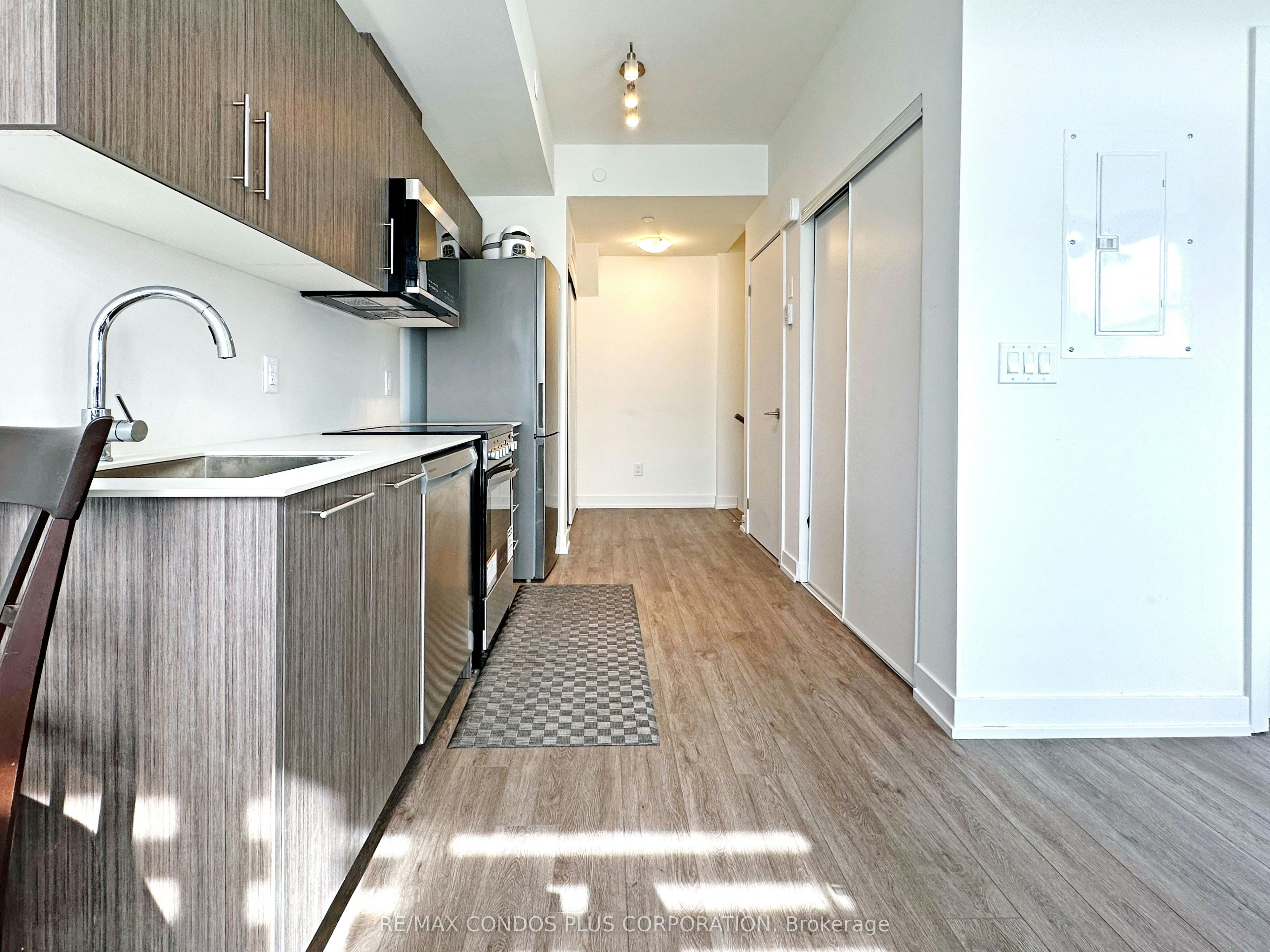9-871 Sheppard Avenue W, Toronto, ON, M3H 0E8 - 18