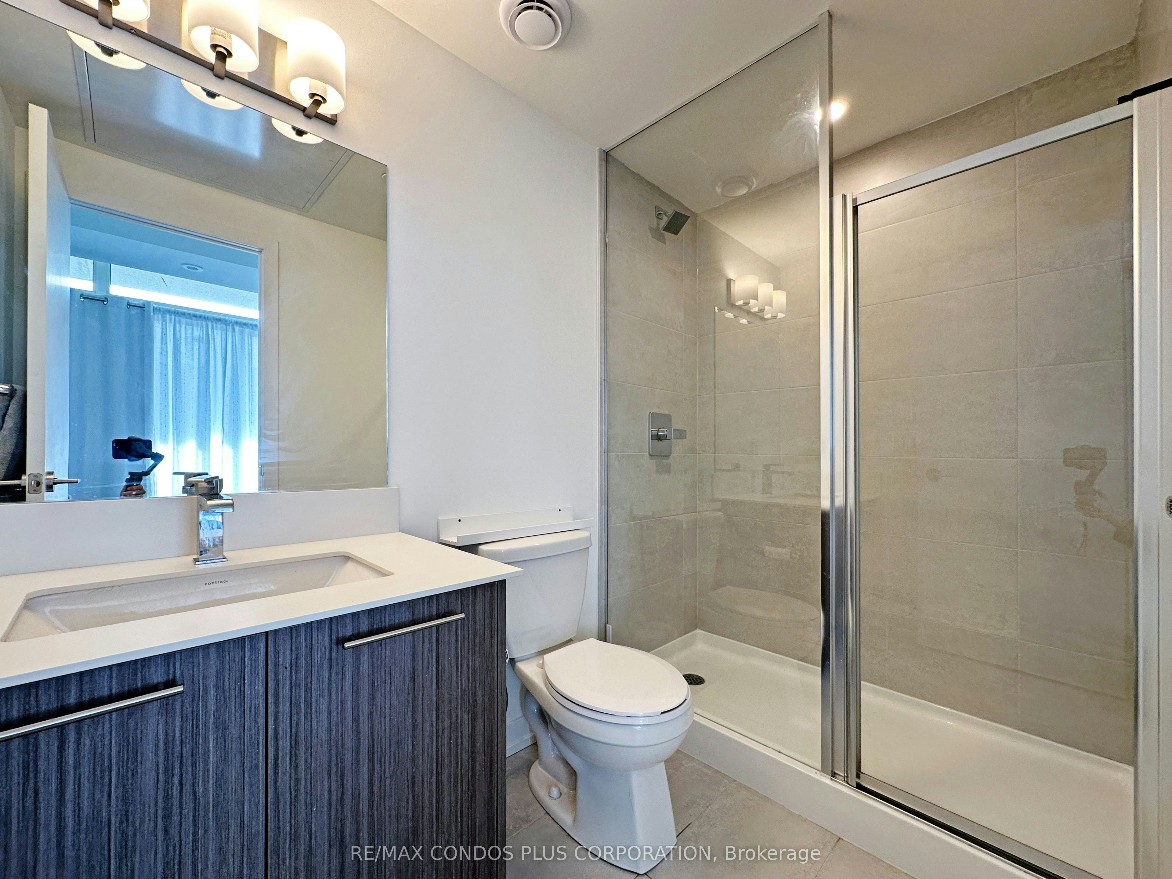 9-871 Sheppard Avenue W, Toronto, ON, M3H 0E8 - 2