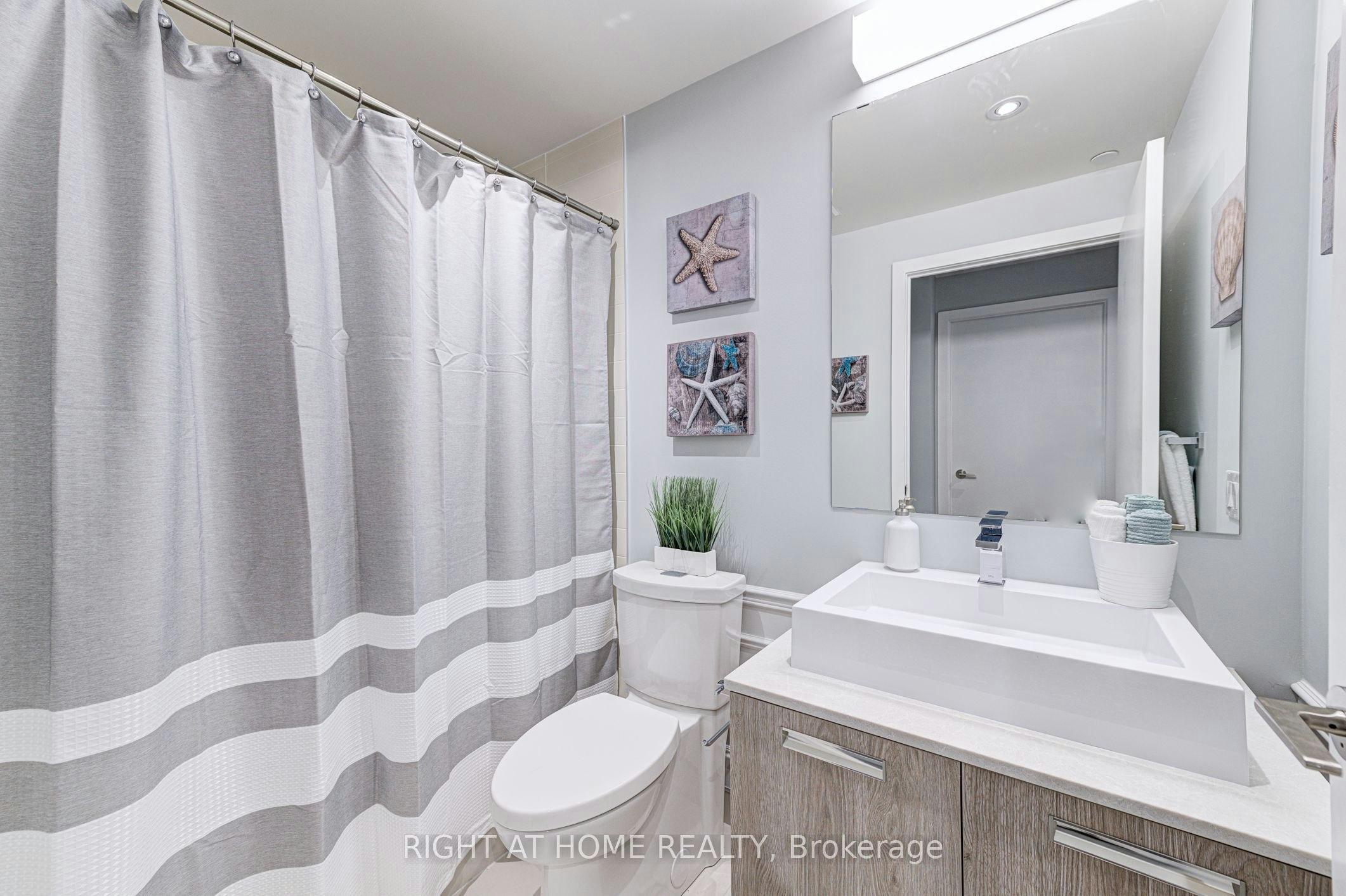 411-2 Church Street, Toronto, ON, M5E 0E1 - 11