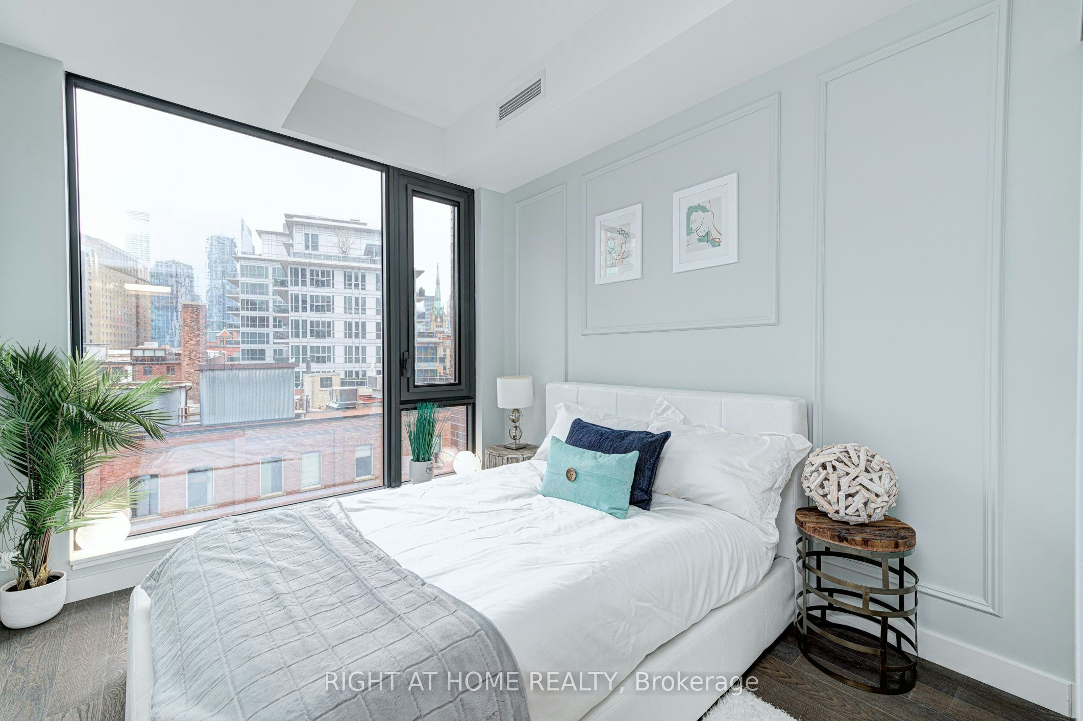 411-2 Church Street, Toronto, ON, M5E 0E1 - 12
