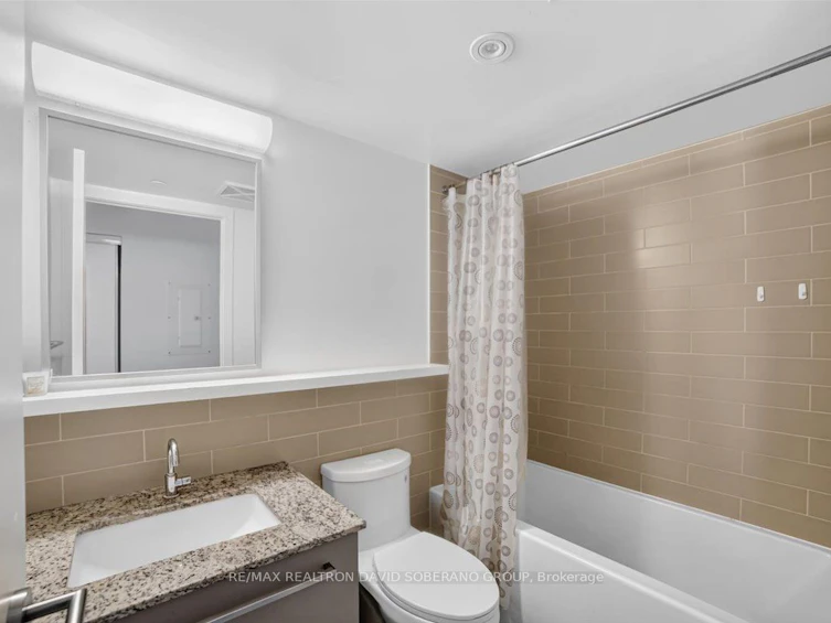 112 Varna Drive, Toronto, ON, M6A 0C6 - 30