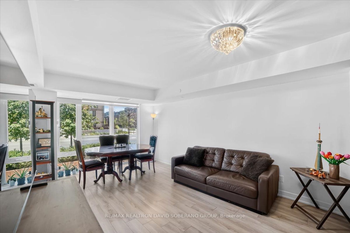 4-112 Varna Drive - 2