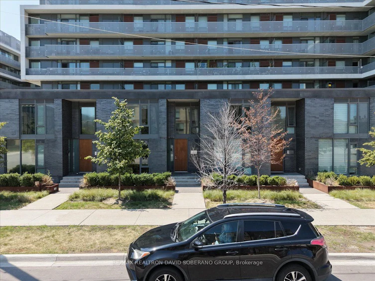 112 Varna Drive, Toronto, ON, M6A 0C6