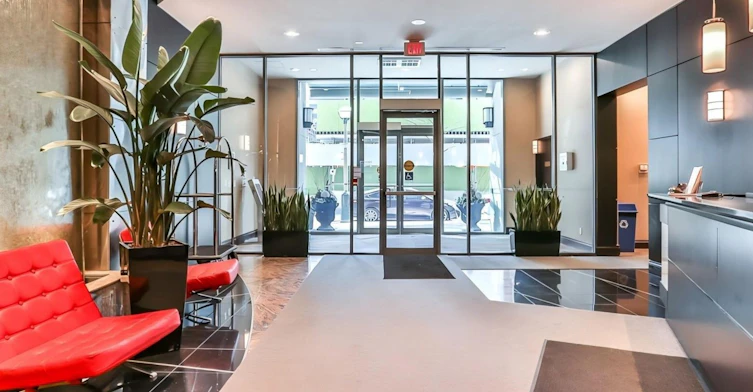 805-30 Grand Trunk Crescent, Toronto, ON, M5J 3A4 - 36