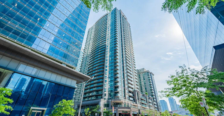 805-30 Grand Trunk Crescent, Toronto, ON, M5J 3A4