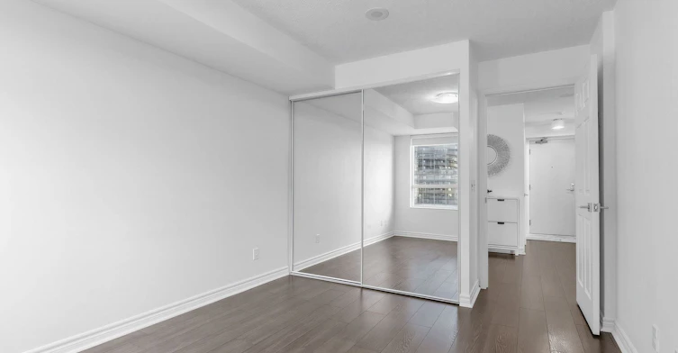805-30 Grand Trunk Crescent, Toronto, ON, M5J 3A4 - 16