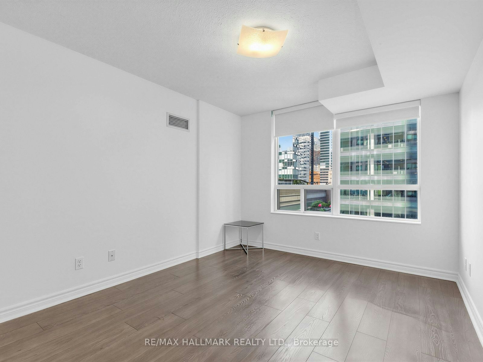805-30 Grand Trunk Crescent, Toronto, ON, M5J 3A4 - 15