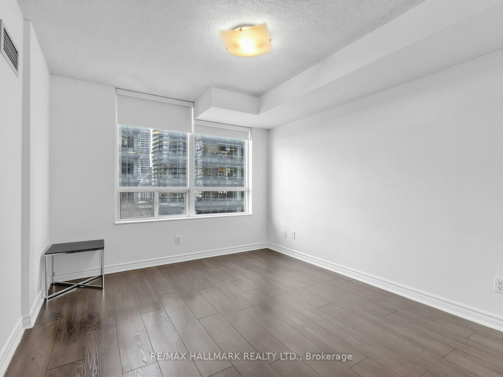 805-30 Grand Trunk Crescent, Toronto, ON, M5J 3A4 - 14