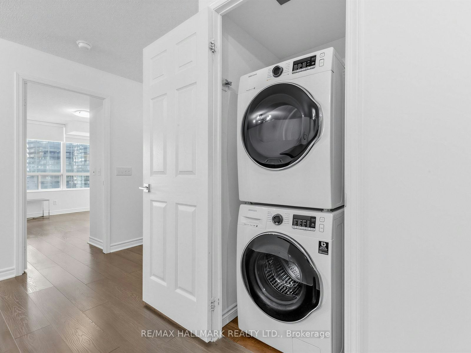 805-30 Grand Trunk Crescent, Toronto, ON, M5J 3A4 - 22