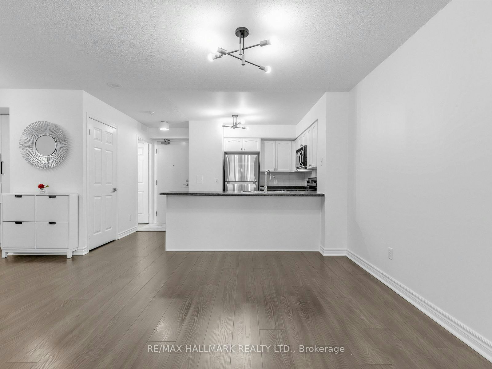805-30 Grand Trunk Crescent, Toronto, ON, M5J 3A4 - 25