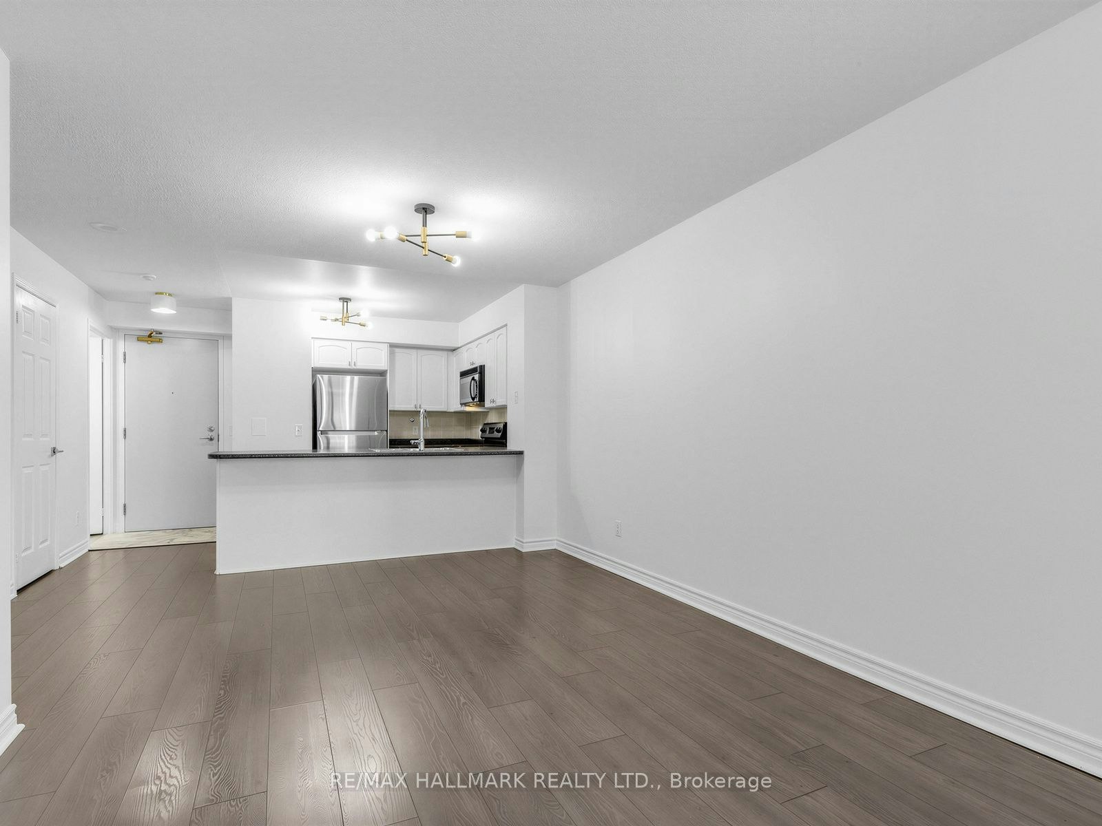 805-30 Grand Trunk Crescent, Toronto, ON, M5J 3A4 - 24