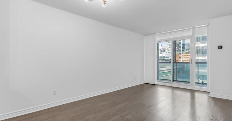 805-30 Grand Trunk Crescent, Toronto, ON, M5J 3A4 - 3