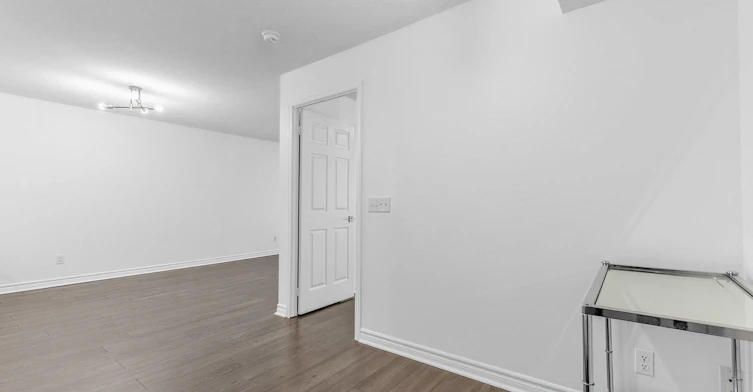 805-30 Grand Trunk Crescent, Toronto, ON, M5J 3A4 - 19