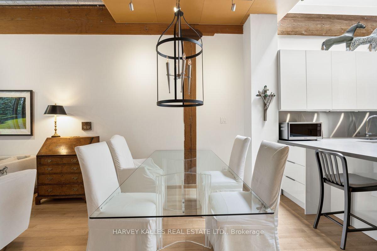 7-200 Clinton Street, Toronto, ON, M6G 2Y5 - 13