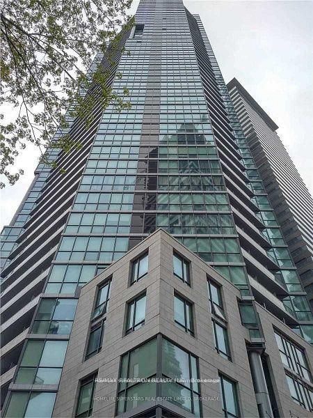 1908-45 Charles Street E, Toronto, ON, M4Y 0B8