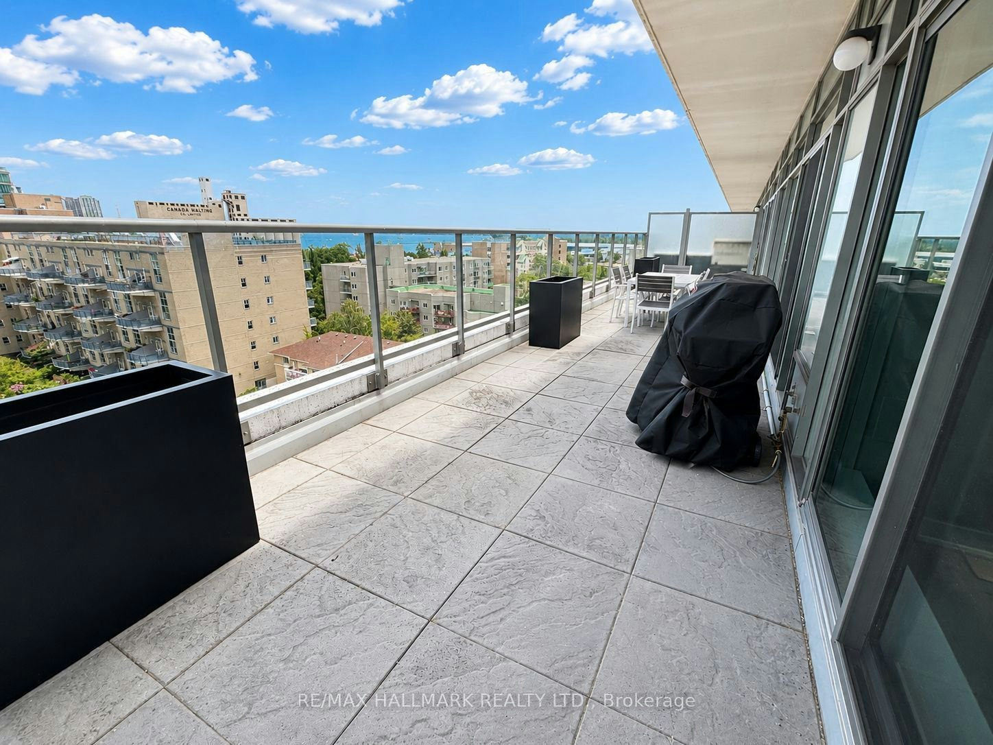 905-90 Stadium Road, Toronto, ON, M5V 3W5 - 4