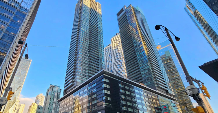 2410-55 Bremner Boulevard, Toronto, ON, M5J 0A6