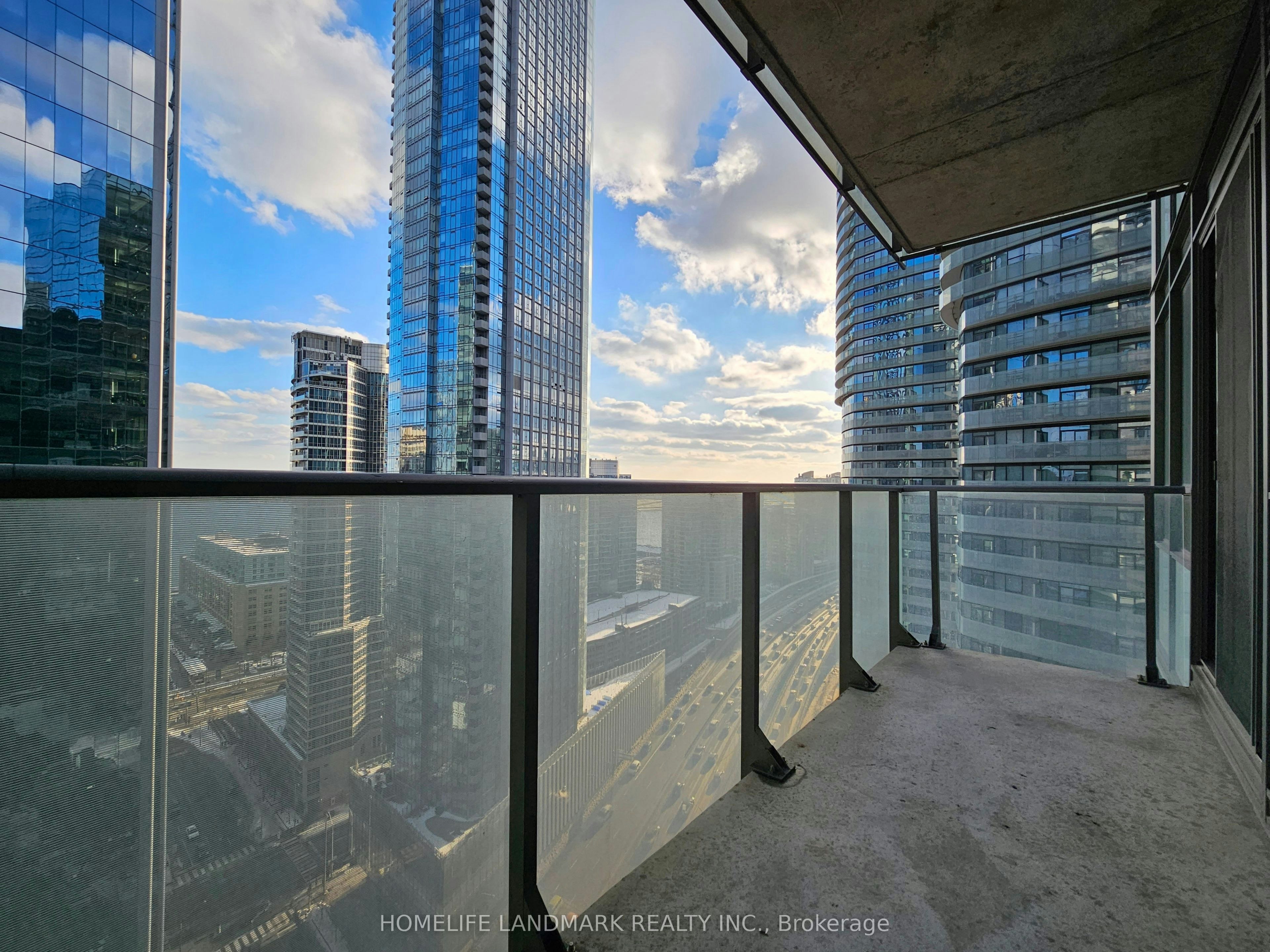 2410-55 Bremner Boulevard, Toronto, ON, M5J 0A6 - 13