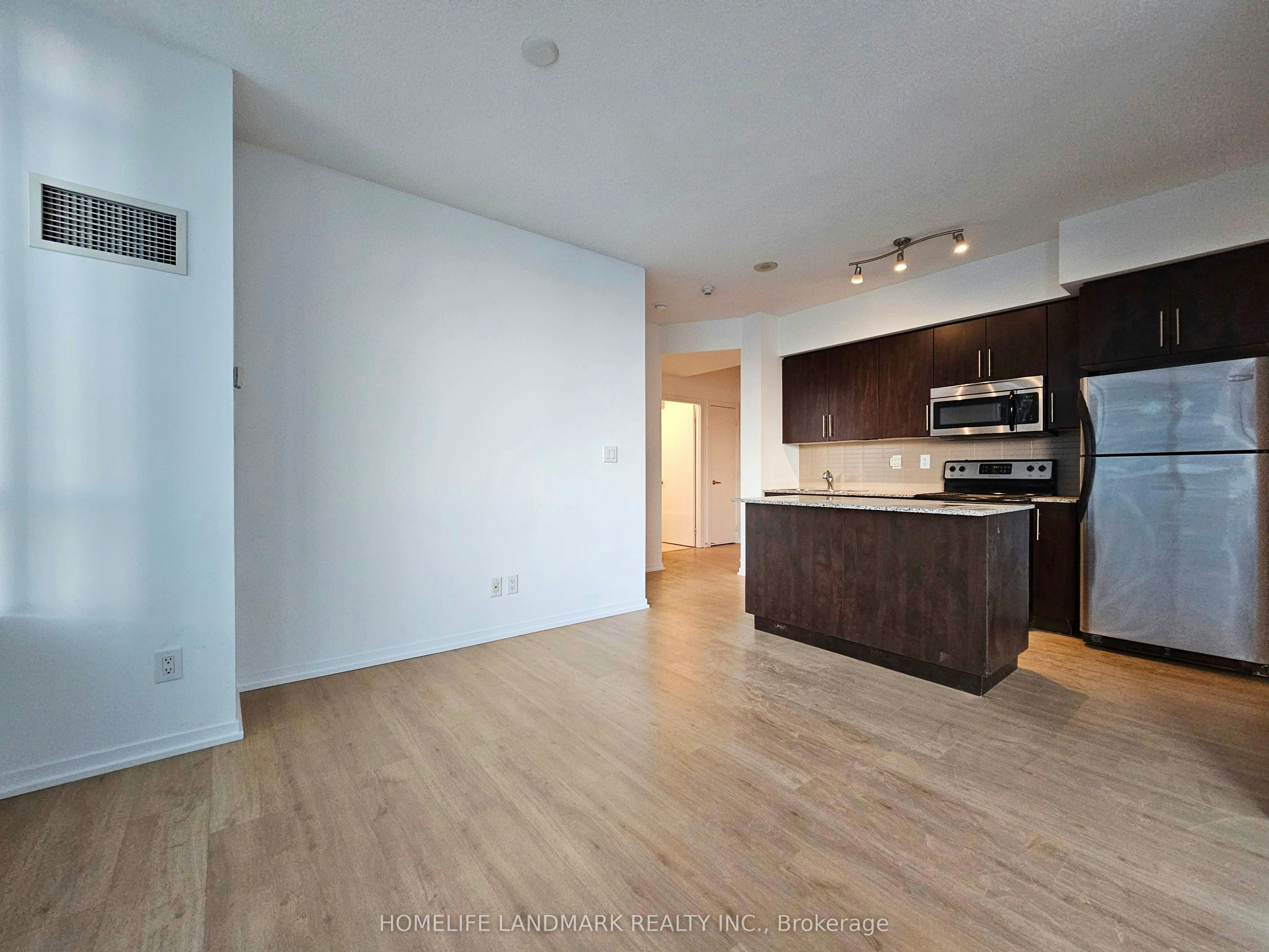 2410-55 Bremner Boulevard, Toronto, ON, M5J 0A6 - 5