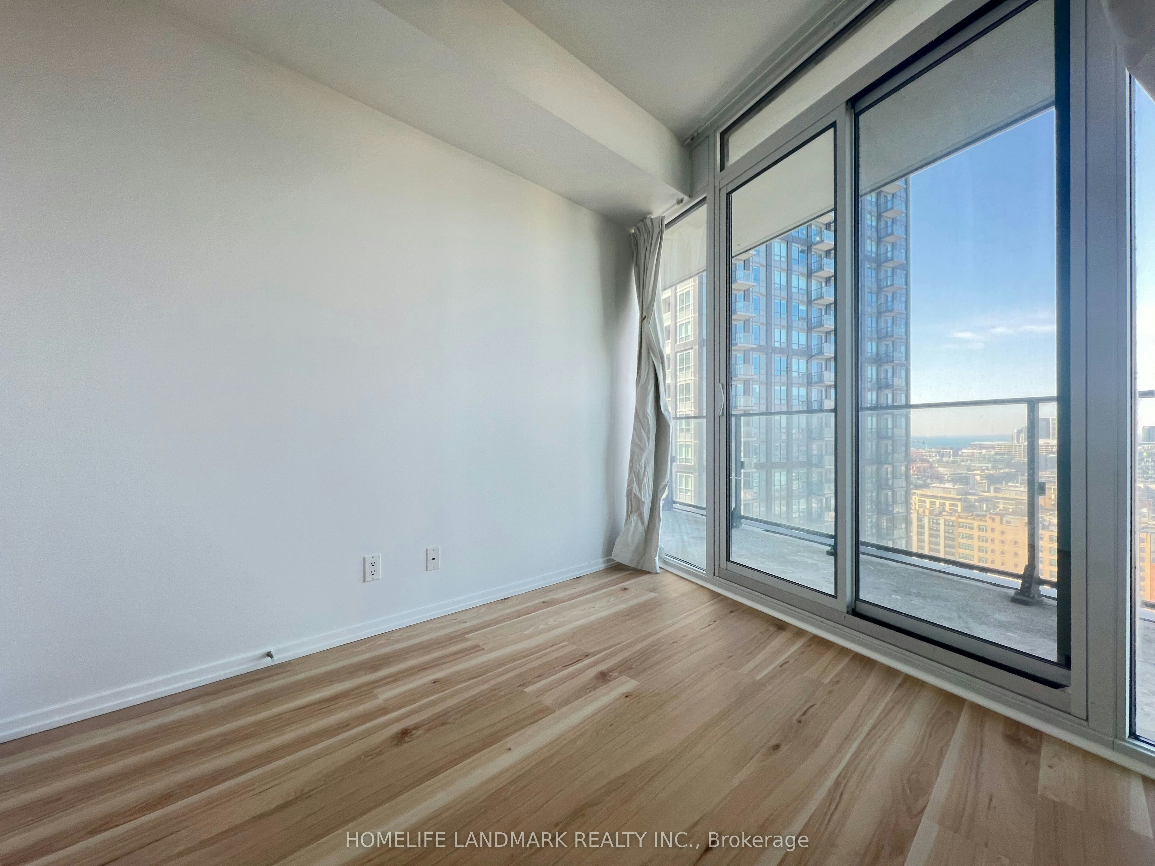 2301-125 Peter Street, Toronto, ON, M5V 2G9 - 11