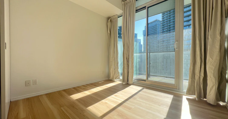 2301-125 Peter Street, Toronto, ON, M5V 2G9 - 10