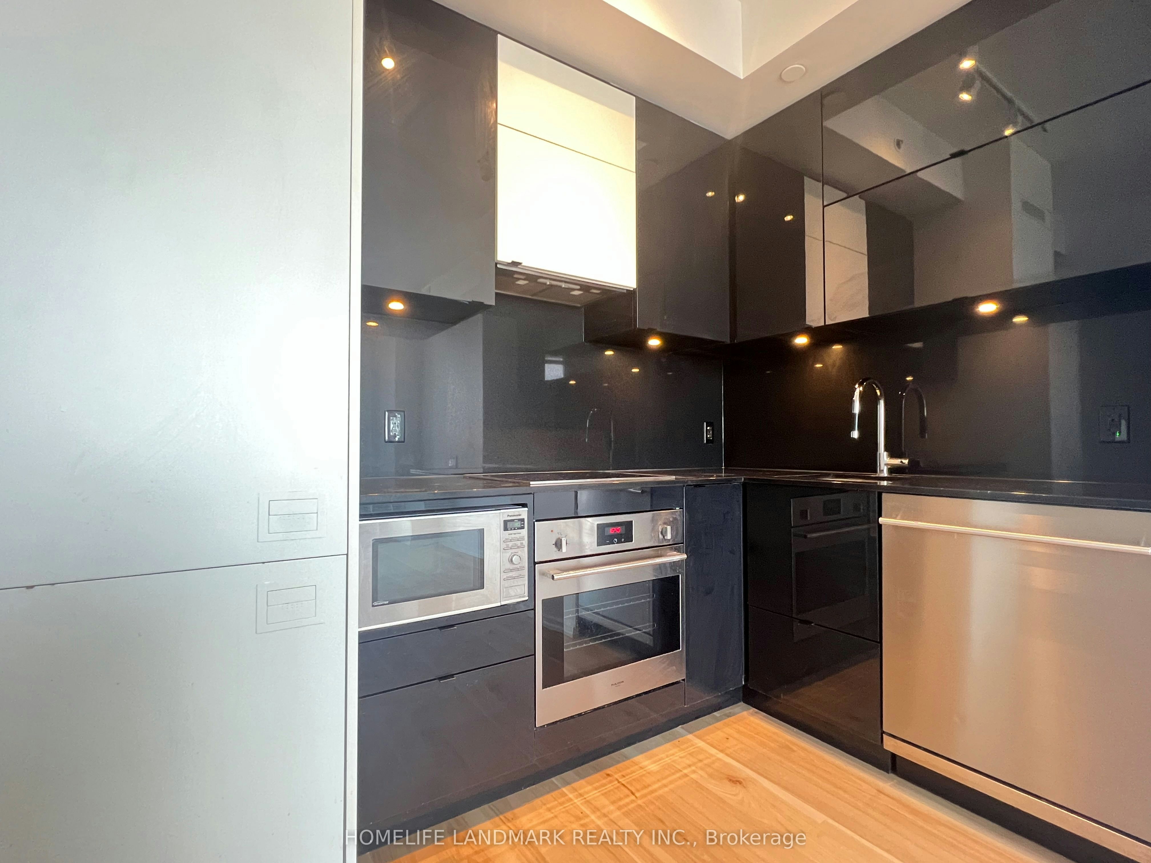 2301-125 Peter Street, Toronto, ON, M5V 2G9 - 9