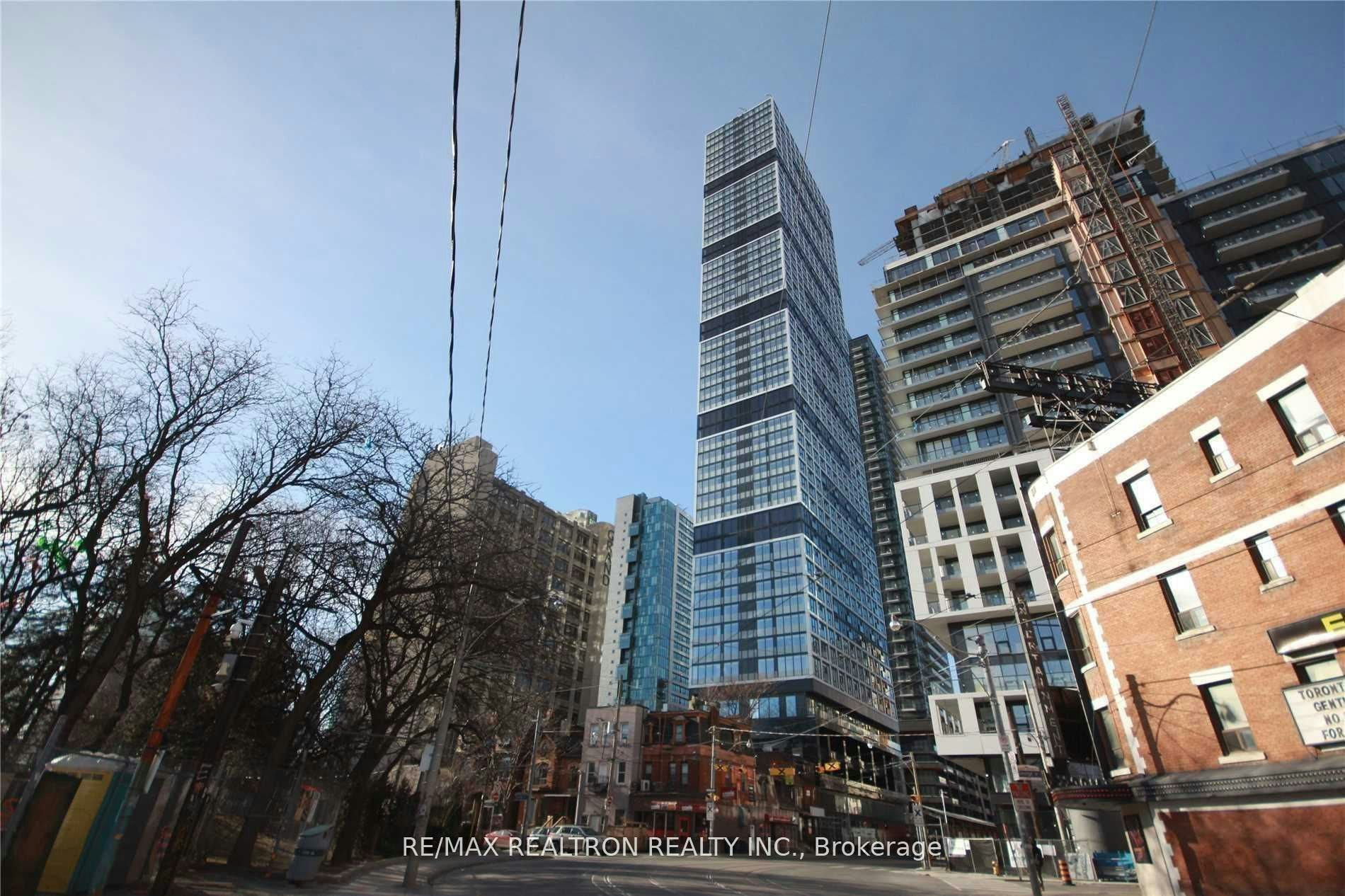 2507-181 Dundas Street E, Toronto, ON, N5A 1Z4