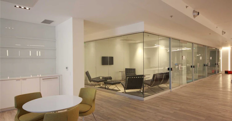 2507-181 Dundas Street E, Toronto, ON, N5A 1Z4 - 14