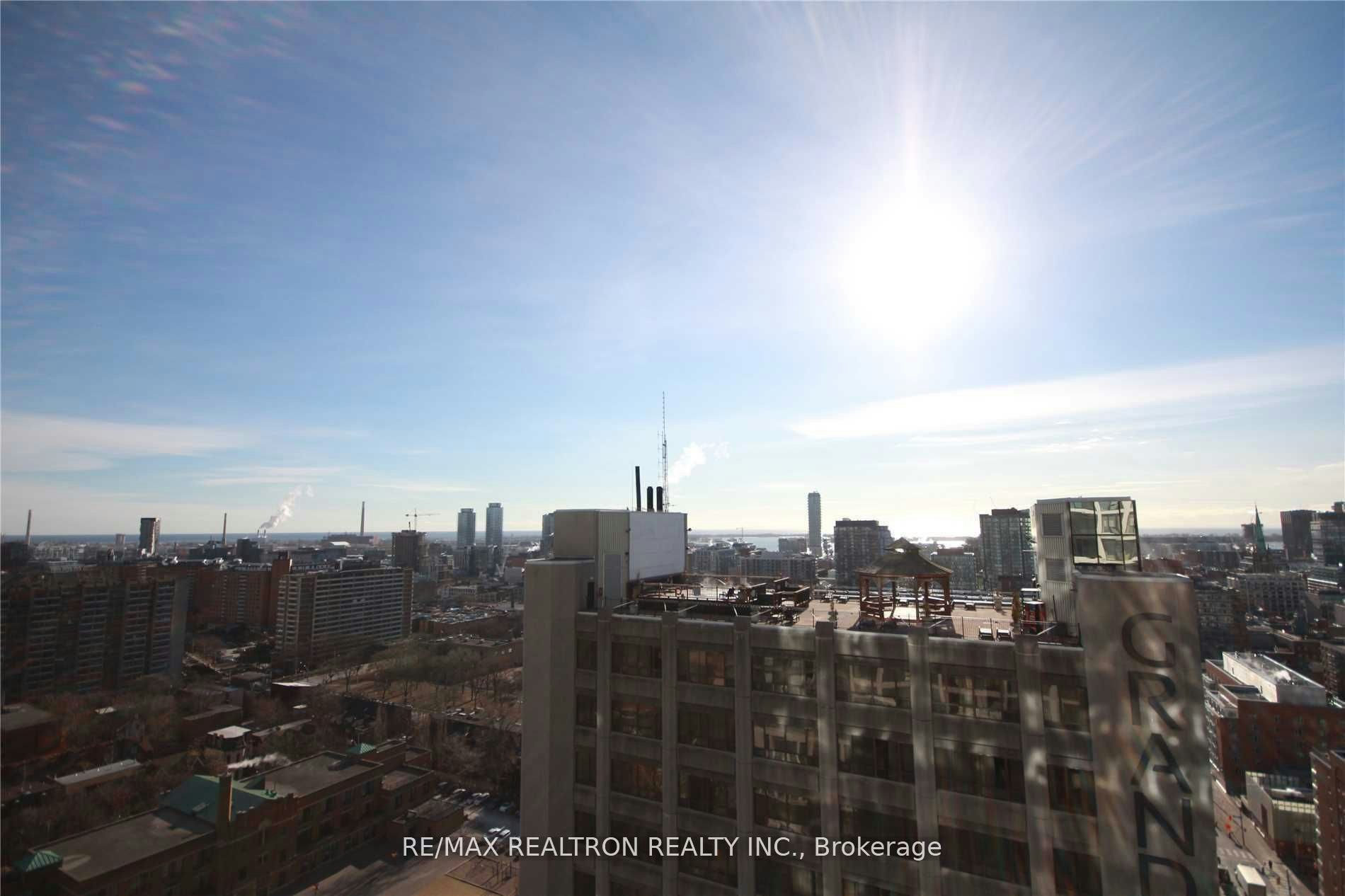 2507-181 Dundas Street E, Toronto, ON, N5A 1Z4 - 12