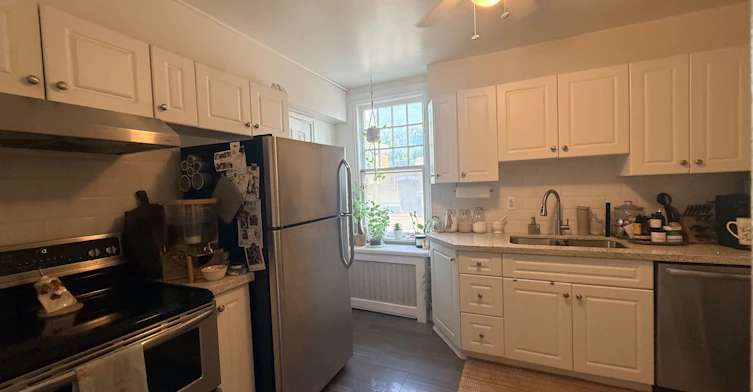 Main-184 Madison Avenue, Toronto, ON, M5R 2S5 - 3