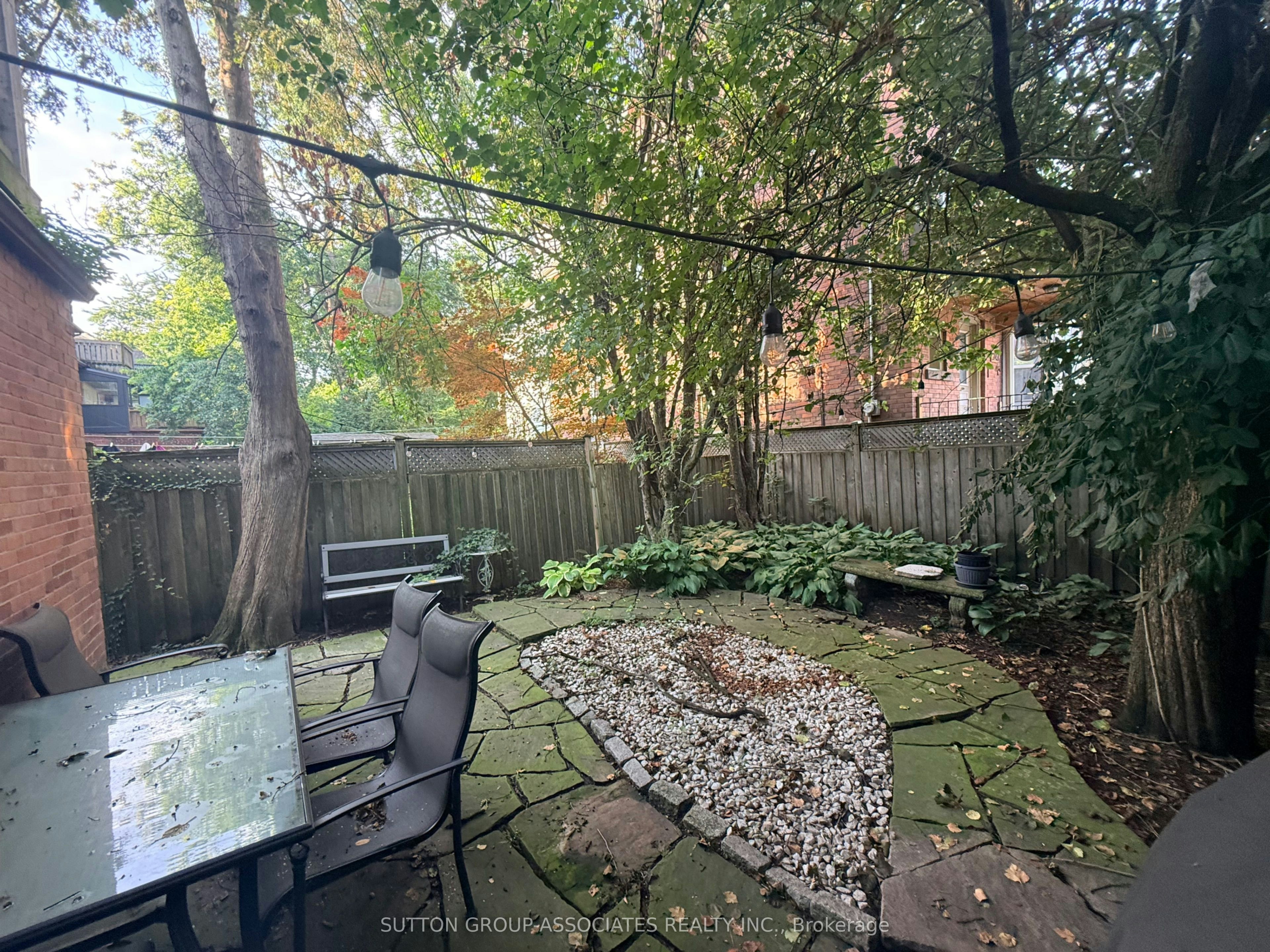 Main-184 Madison Avenue, Toronto, ON, M5R 2S5 - 14