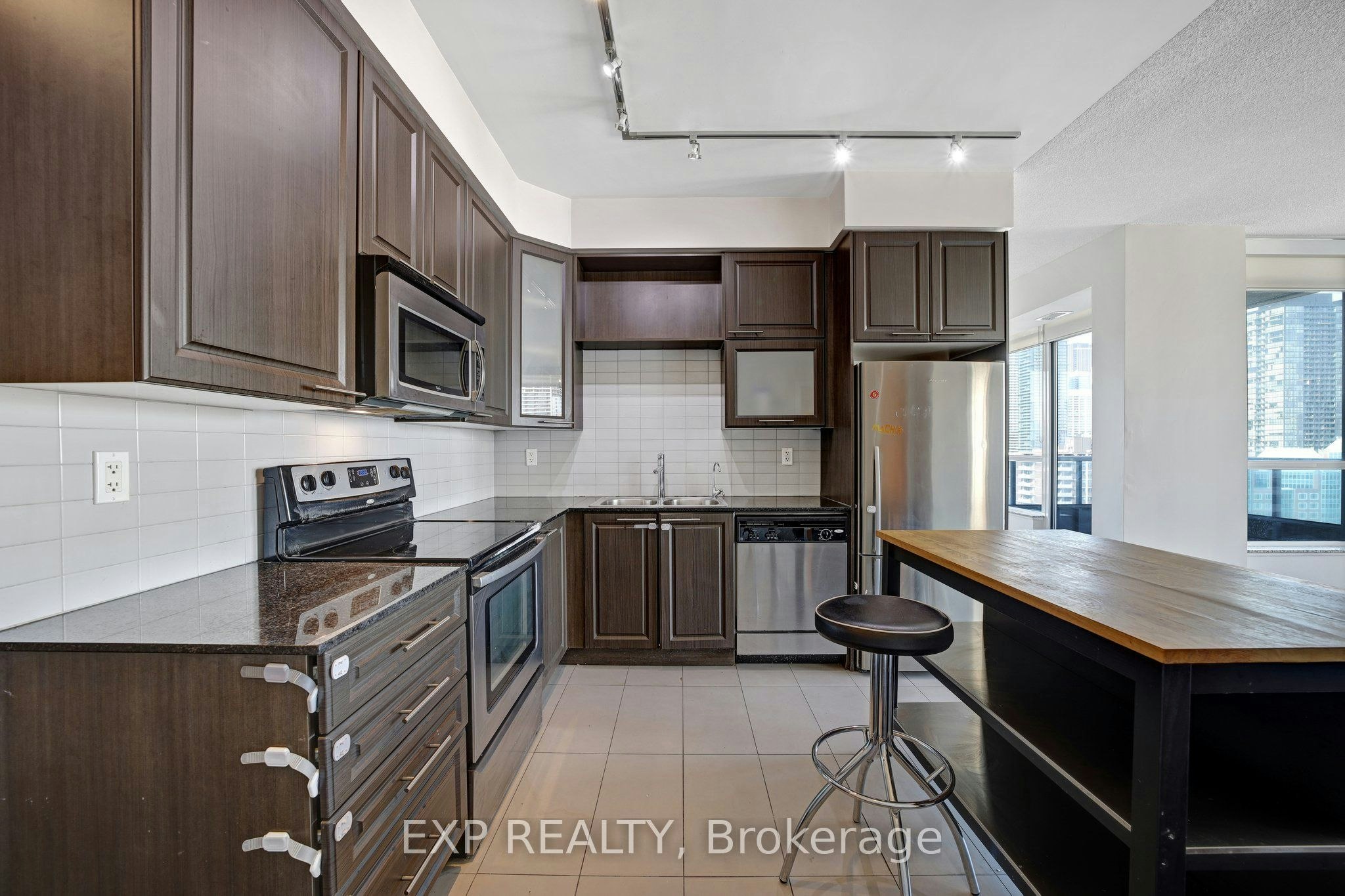 1810-500 Sherbourne Street, Toronto, ON, M4X 1L1 - 8