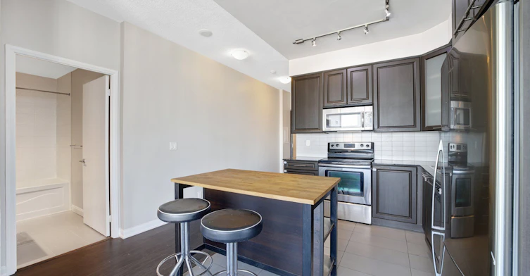 1810-500 Sherbourne Street, Toronto, ON, M4X 1L1 - 9