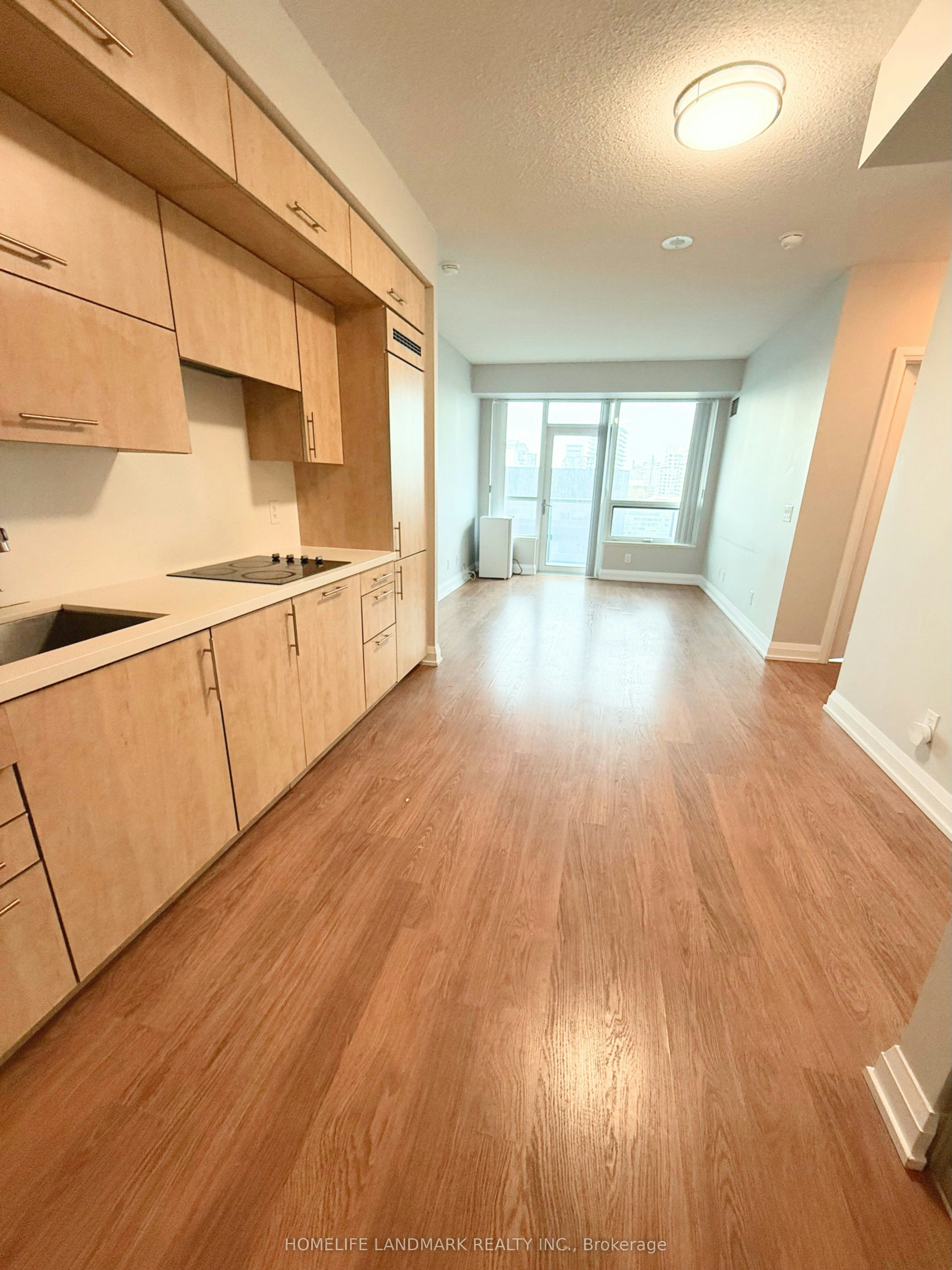 2322-5 Sheppard Avenue E, Toronto, ON, M2N 0G4