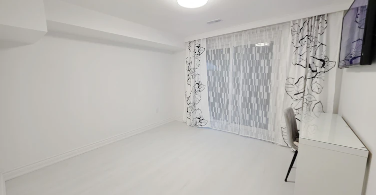 Lower-30 Lowbank Court, Toronto, ON, M2M 3A4 - 4