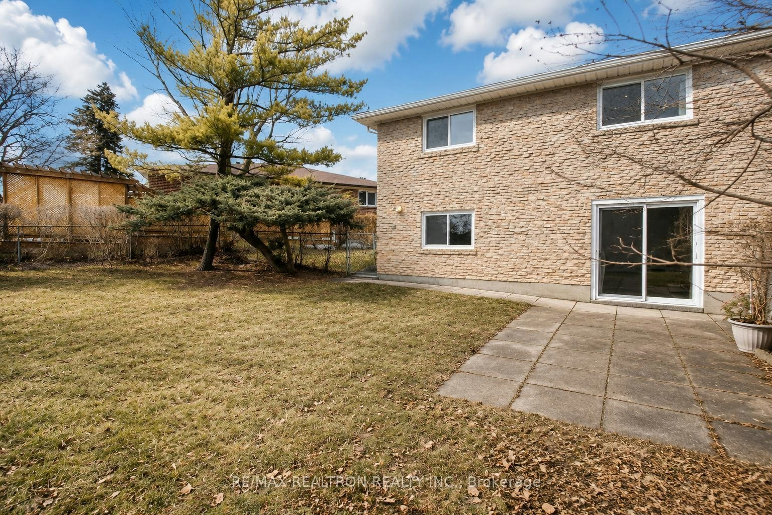 Lower-30 Lowbank Court, Toronto, ON, M2M 3A4 - 9