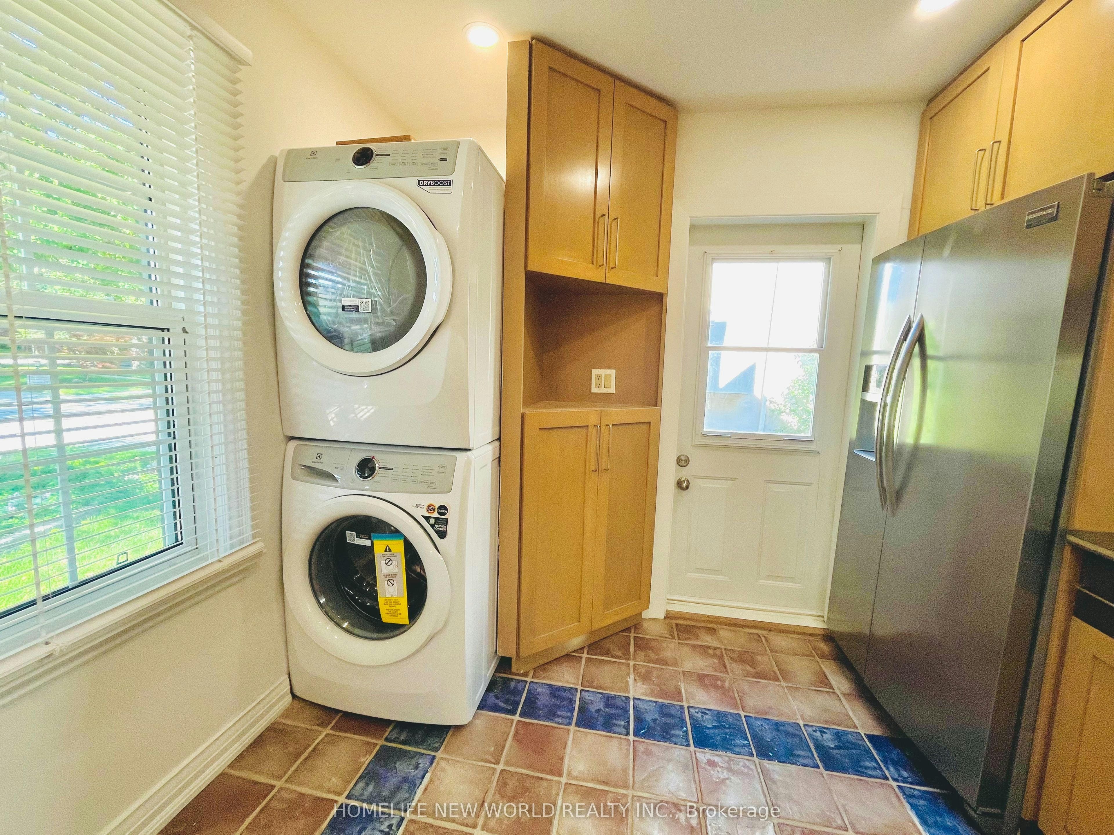 GROUND-121 Kingsdale Avenue, Toronto, ON, M2N 3W5 - 9